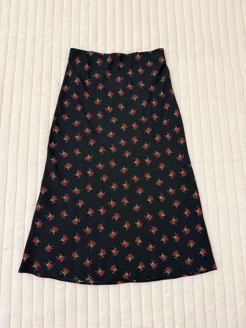 Aeropostale Floral Midi Skirt XS Black Red Ditsy Flower A-Line